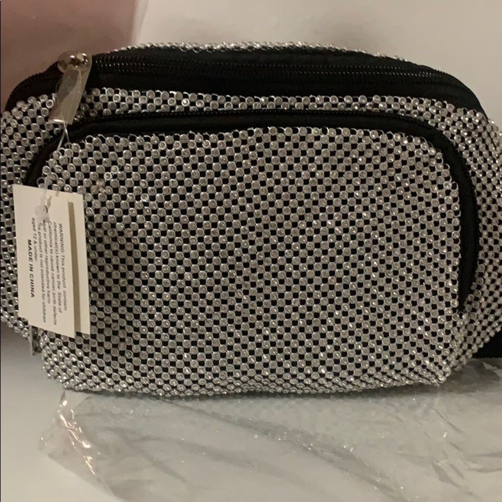 Pouch Bag with ring stones ...